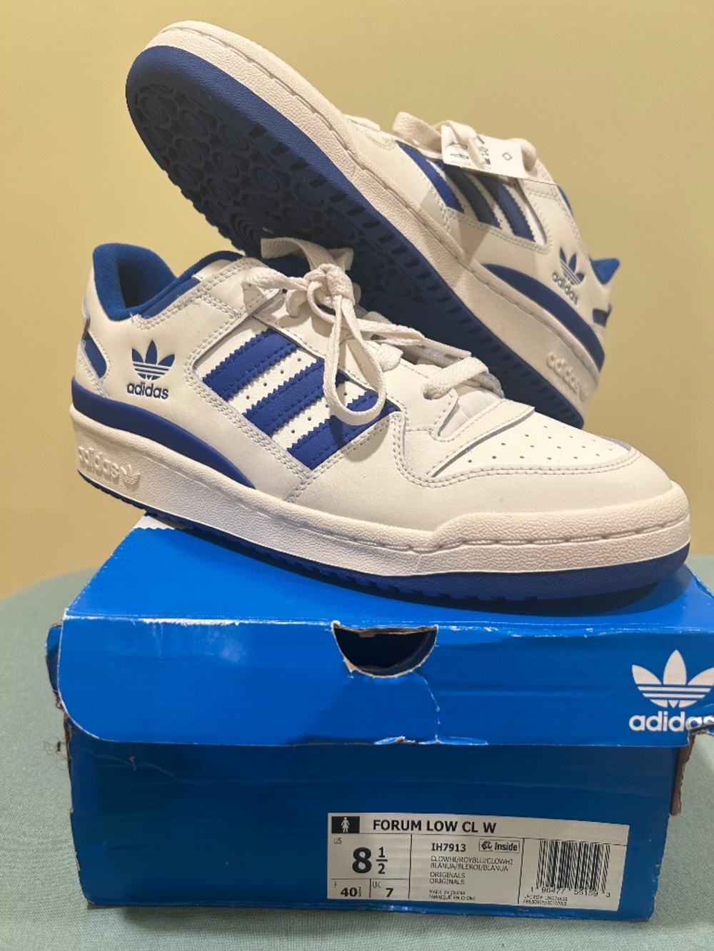 Adidas Forum Low CL size 8.5